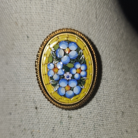 Jewelry - Vintage Italy Floral Mosaic Brooch